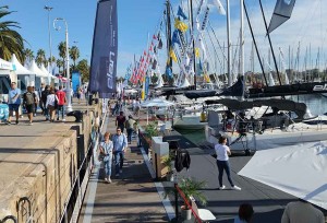 Mar Abierto El Moll de la Fusta, donde se exponen barcos y accesorios del Salón 