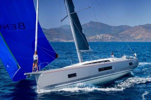 Con 66 nuevos modelos programados entre 2025 y 2027, 28 en el segmento premium y 38 para renovar las gamas de entrada, el Grupo Béneteau apuesta por la dinamización de su oferta. Con 66 nuevos modelos programados entre 2025 y 2027, 28 en el segmento premium y