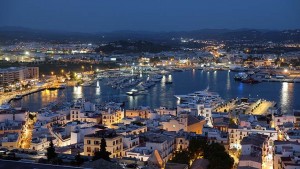 Mar Abierto El constante ruido y trajín de los ferris a Formentera incomoda much