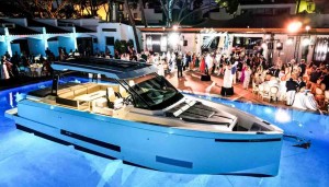 La producción de De Antonio cuenta con modelos muy recientes, como la D-36. Mar Abierto La producción de De Antonio cuenta con modelos muy recientes, como l