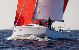 Mar Abierto El pantoque vivo se alarga en toda la eslora del OC 34.1, añadiendo 