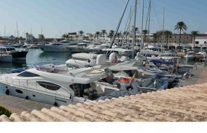 Mar Abierto - La Savina es el único puerto en toda la isla de Formentera. Sus pl