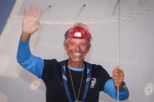 Decano de la flota a sus 64 años, Miguel Angel Rondón sigue compitiendo con una 