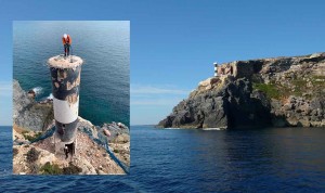 Mar Abierto - La baliza de la punta de s'Esperó señala la entrada norte del puer