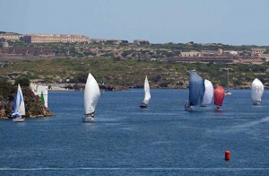 La regata Port de Maó siempre ofrece imágenes espectaculares de los veleros apro