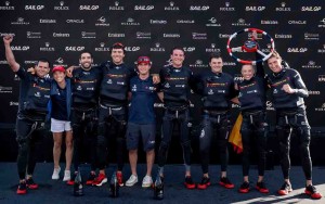 Alegría en la tripulación y el equipo español tras su segunda victoria consecuti